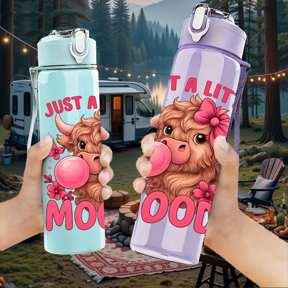1PC Just A Little Moody Pig Art 750ml Color Plastic Sports Water Bottle Leakproof Flip Straw Lid Suitable for Sports Office Home Use