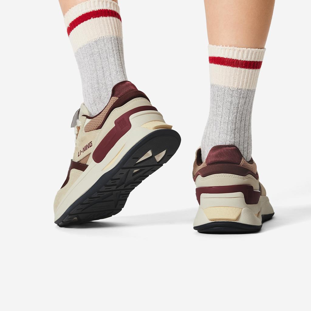 Li Ning 001 Original Aspiration V2 Нескользящие, Износостойкие, Упругие Низкие Повседневные Кроссовки Женские Бежевый Коричневый AGCV010-1