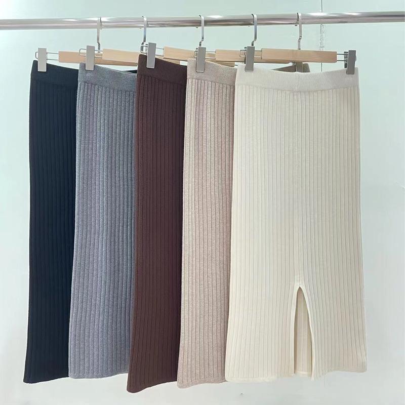 Женская юбка миди из плотного трикотажа с разрезом - Универсальная шерстяная юбка на эластичной талии для осени/зимы 2025