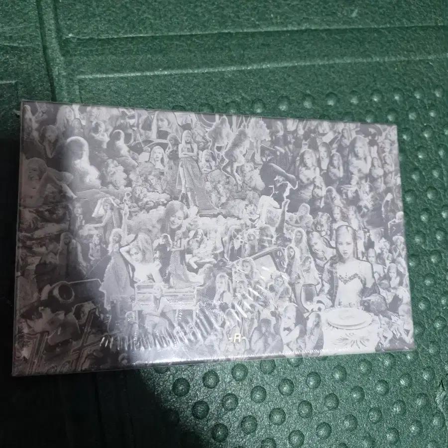 Rosé CD album, brand new