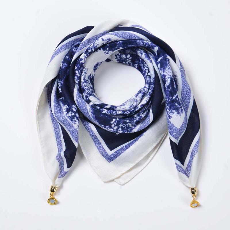 Hot-selling Magnetic Buckle Velvet Warm Square Scarf Women's Spring and Autumn Versatile Silk Scarf Scarf Temperament Small Scarf