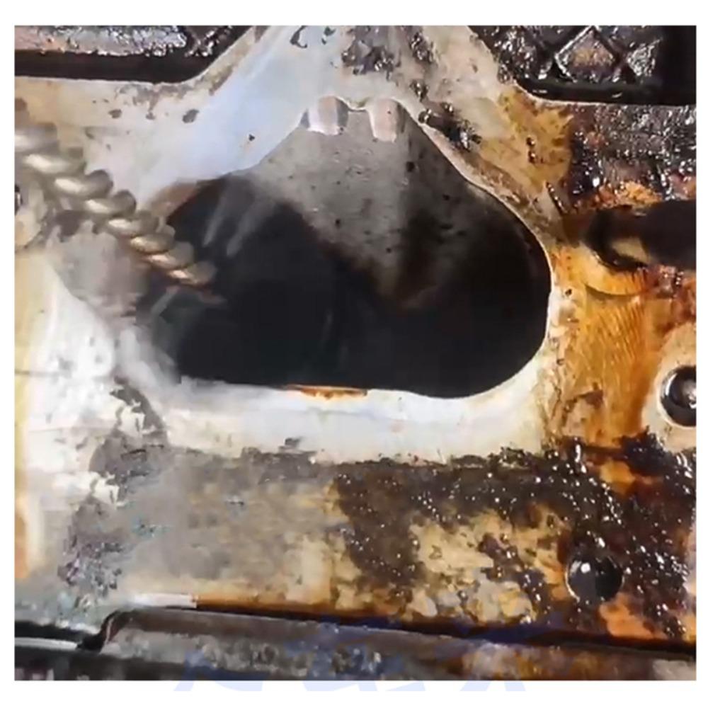 Инструмент для очистки камеры сгорания цилиндра Воздушная заслонка Двигатель автомобиля Воздухозаборник Щетка для чистки автомобиля