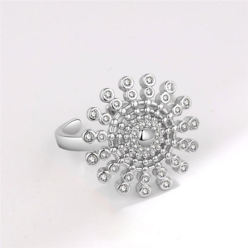 Fashion Beads Anxiety Ring Fidget Spinner Rings Korea Crystal Butterfly Flower Star Moon Ring Anti Stress Jewelry Gift