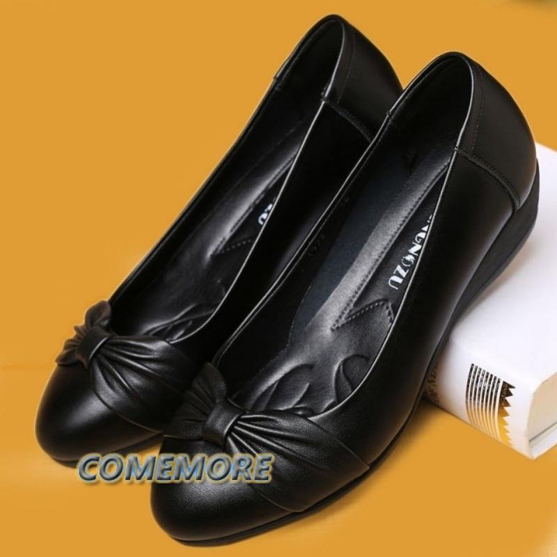 Модная женская обувь на плоской подошве, повседневная, легкая, удобная, из лакированной искусственной кожи, летняя, для студенток, 2024, новая мода, уличные лоферы, женские, осенние