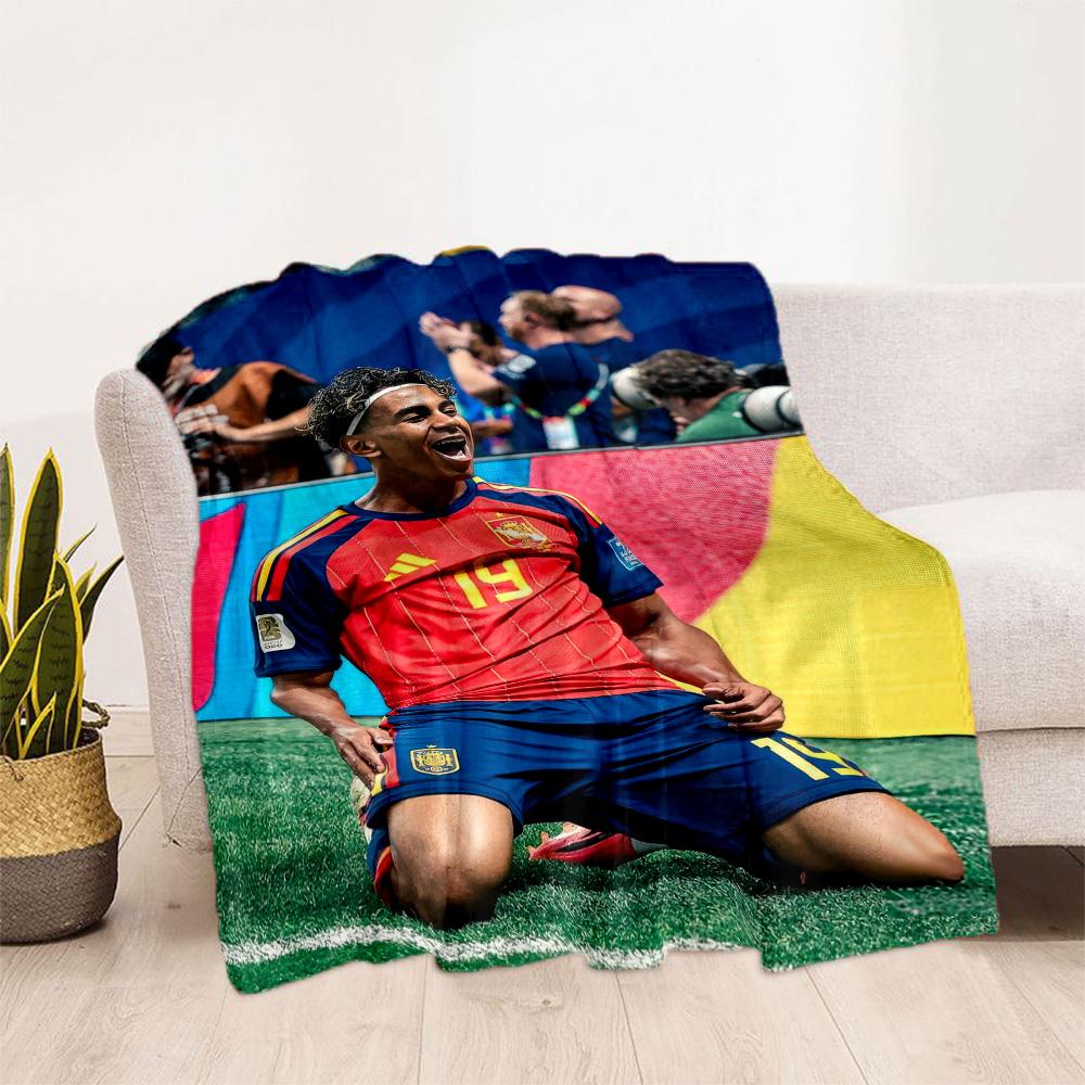 Lamine Yamal's Lamine Yamal Football Legend Blanket Comfortable Suitable for Picnics Livingroom Bed Four Seasons Universal Modern Style Gifts For Fami