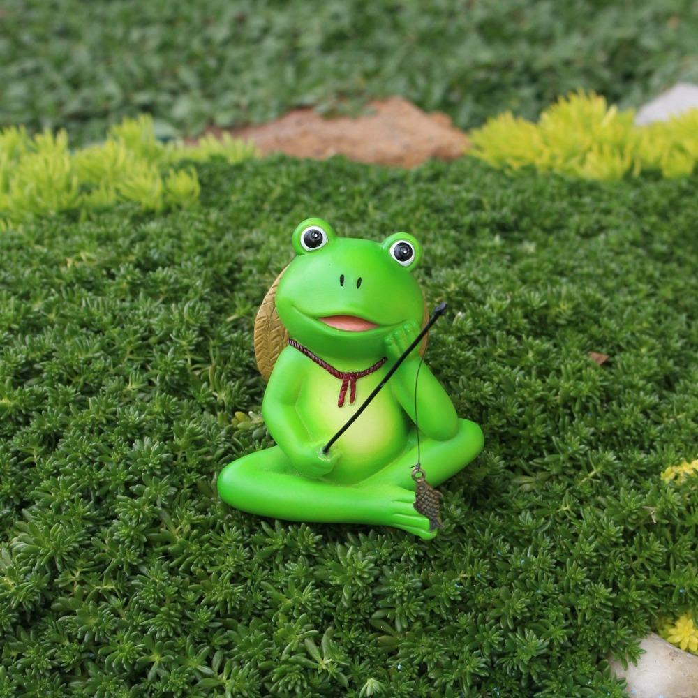 Cartoon Mini Frog Sculpture Resin Crafts Animal Fishing Sculpture  Outdoor Courtyard Pond