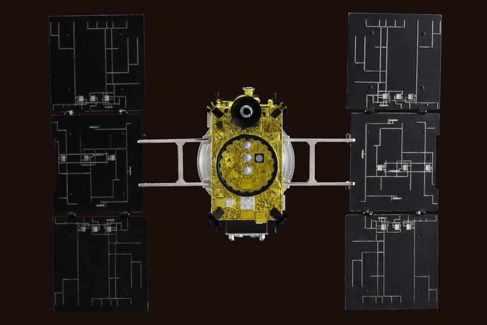 Bandai 65280 Adult Superalloy Asteroid Explorer Hayabusa (with Limited Bonus for First Production)