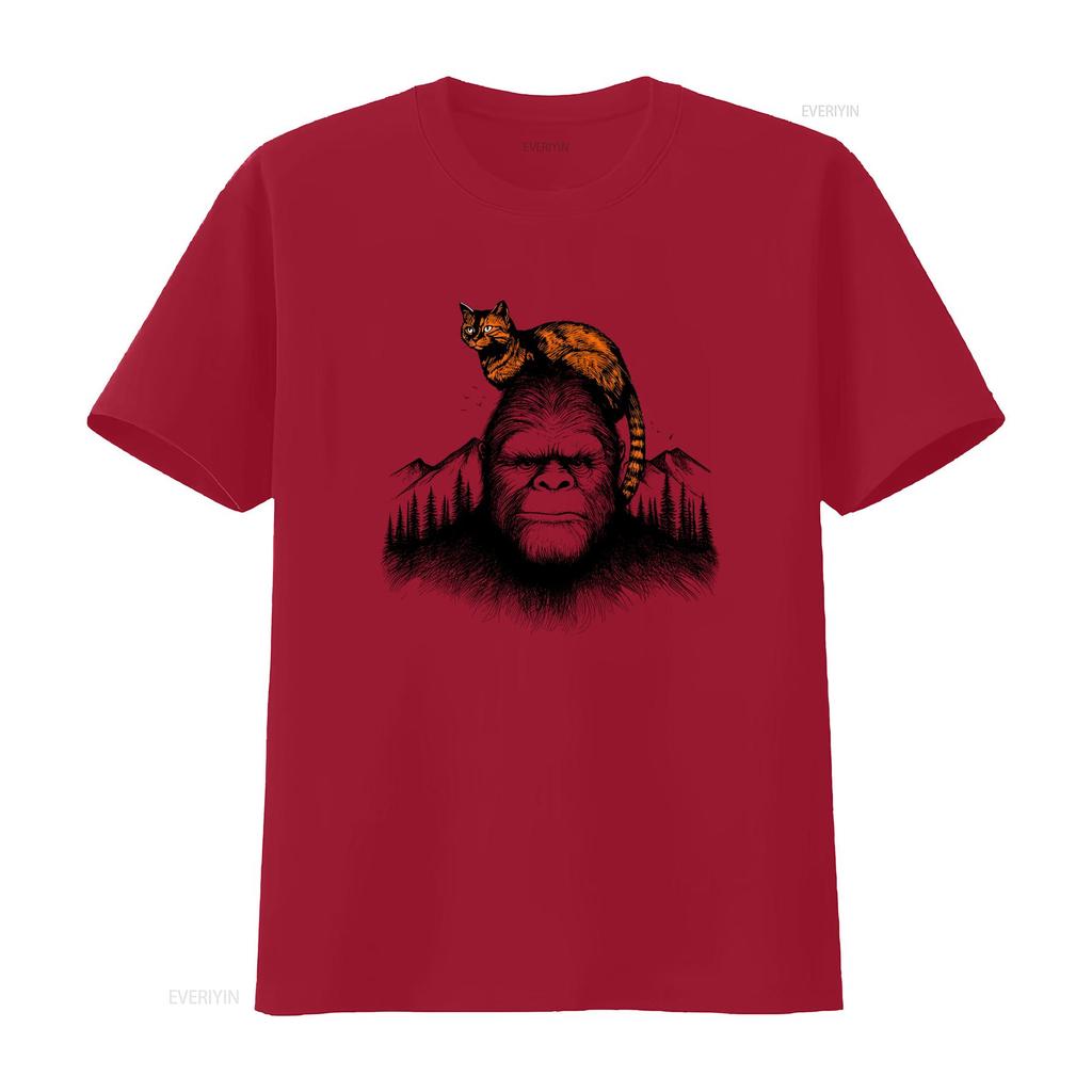 Sasquatch And Orange Cat T Shirt Unique Novelty Idea For Lovers Moms Cool Print vintage Washed graphic Breathable homme