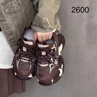 Женская обувь – Кроссовки