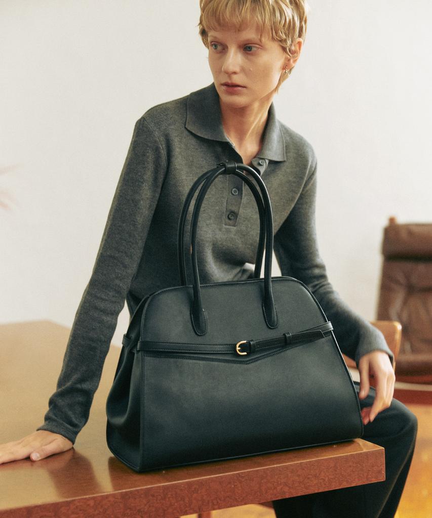 Komorebi Museum B03-1 Cow Leather Classic Buckle Libby Tote Bag_Leather Black