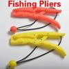 Small 6.8" PP plastic Floating Fish Grip Team Catfish Controller Fishing Lip Grip Floating Gripper Fishing Pliers Fish Holder