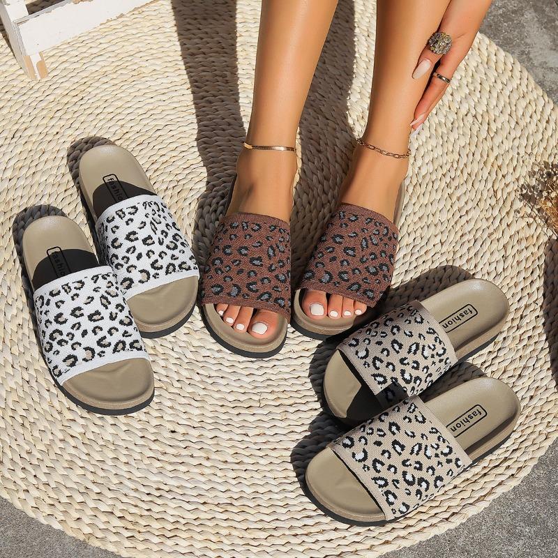 Plus Size 35 43 Color Block Round Head Thick Bottom Beach Slippers For Women New Summer 2025 Casual Footwear Leopard