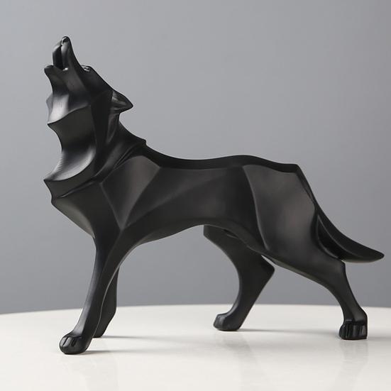 Geometric Wolf Ornament Synthetic Resin Wolf Sculpture Abstract Animal Art Statue for Home Office Desktop Decoration