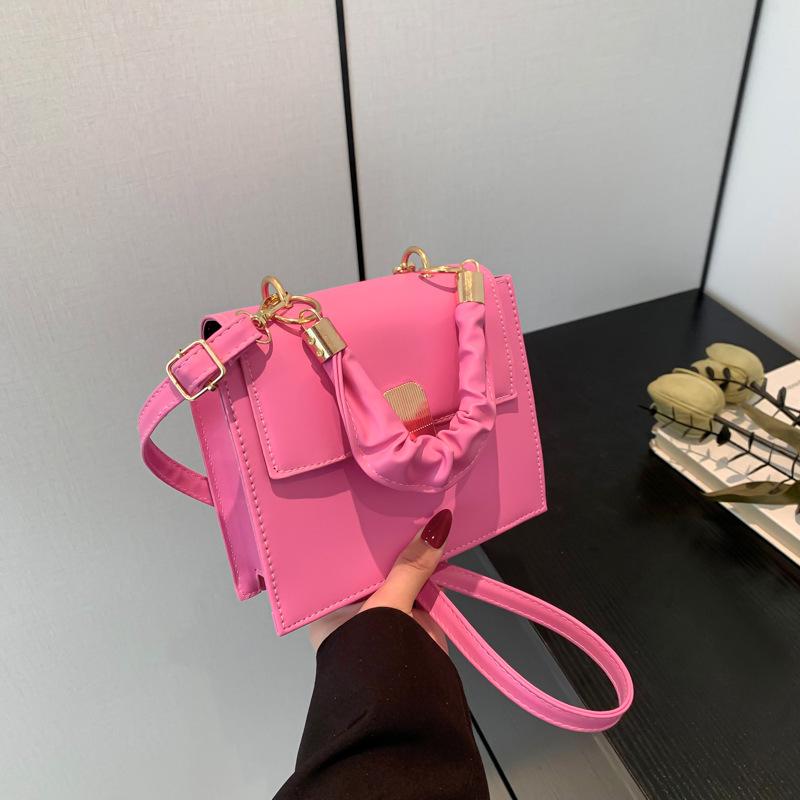 Высококачественная сумка через плечо для женщин, новая модная ручная маленькая квадратная сумка, универсальная сумка через плечо в стиле ретро на весну и лето