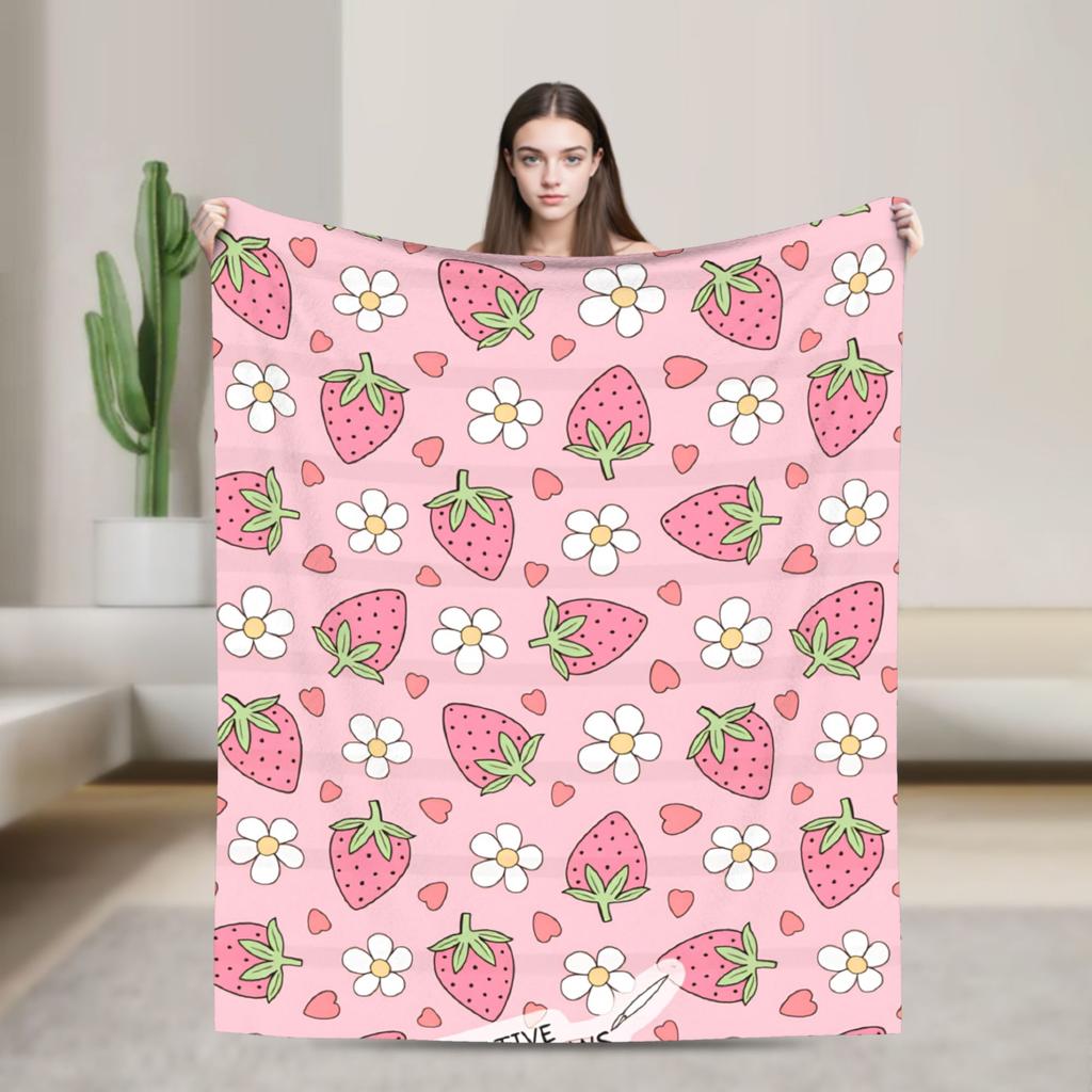 Pink Strawberry Print Flannel Blankets Warm Soft Bedding Throws for Outdoor Picnic Novelty Bedspread Sofa Bed Cover