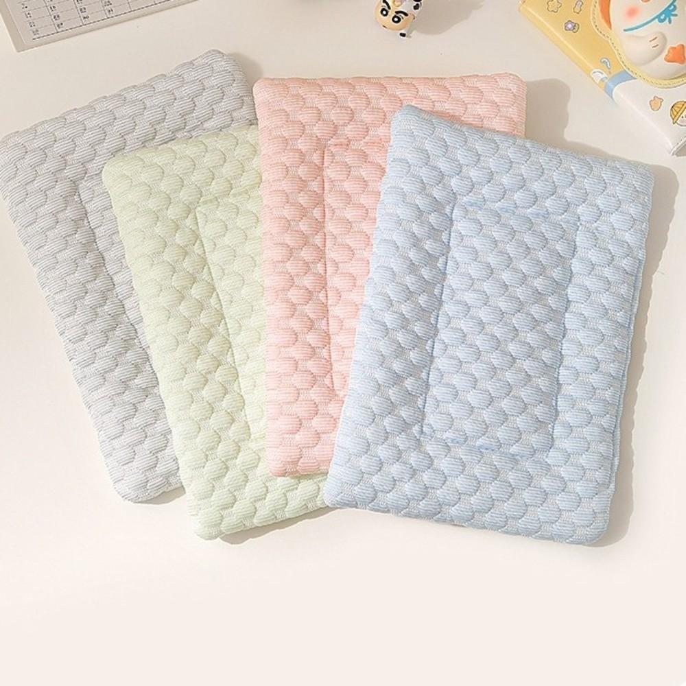 Breathable Hamster Cooling Mat Soft Hamster Nest Mat Portable Guinea Pig Bed Pad Cage Mat