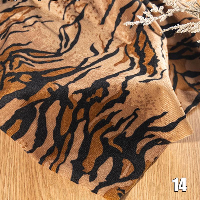 1x1.5m Animal Pattern Print Short Plush Fabric Imitation Tiger Leopard Zebra Cow Spotted Printed Fabric Costume DIY Cloth