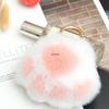 Плюшевая игрушка кошачья лапка: Милая детская кукла, подарок-подвеска, аксессуар-брелок для автомобиля