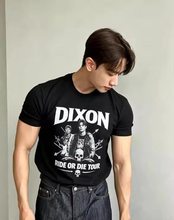 2026 new Casual black T-shirt extra large size white top font white parade text retro horror art cotton top