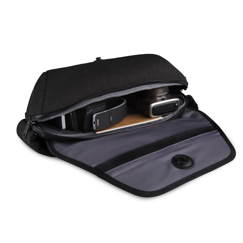 Korin Design ClickSling Chest Bag Cut-Proof Waterproof Single Shoulder Bag Men's Small Crossbody Bag