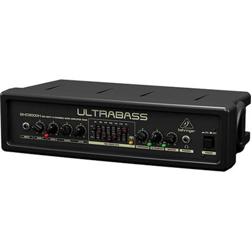Behringer 2-канальный усилитель басовой головы класса D BXD3000H ULTRABASS