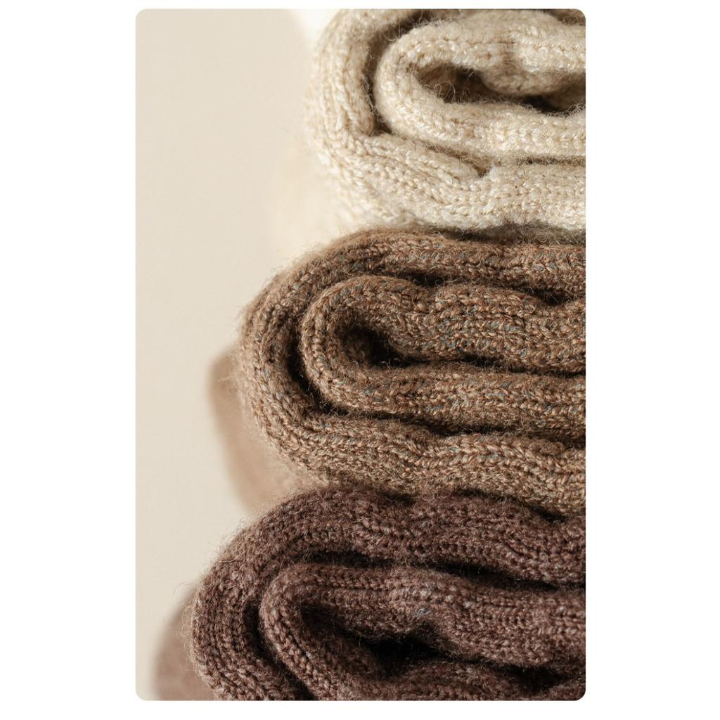 10-1 Women's Warm Winter Socks - Anti Freeze Breathable Soft Beige and Black, Seamless Women's Long Socks, Women's Medium Socks, Christmas Day Socks