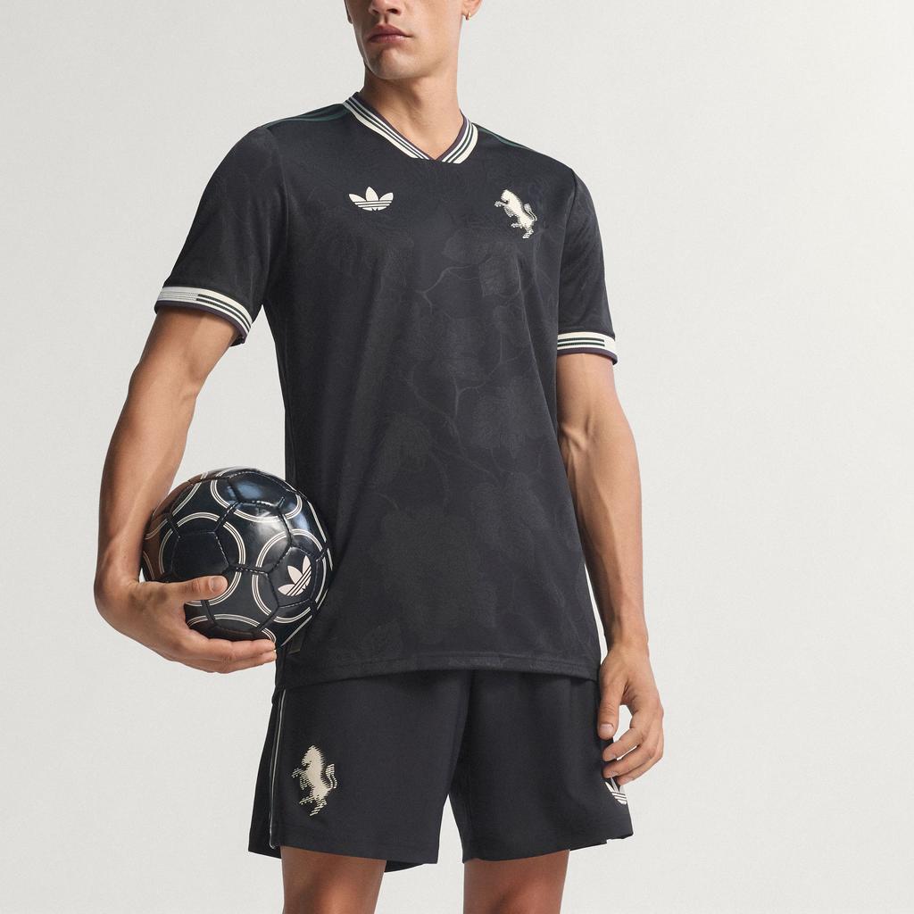 adidas Оригинальная футболка Ювентус с цветочным принтом KC3487