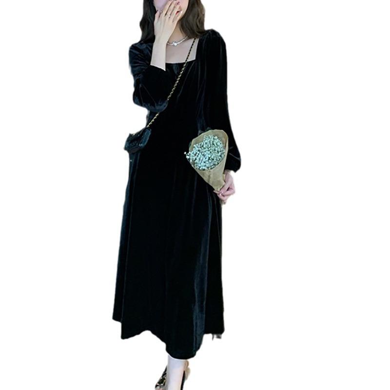 Long Sleeve Velvet Dress Women's Autumn Temperament Long Dress Square Neck Small Black Dress New