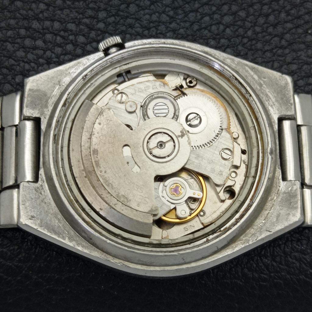ОРИГИНАЛЬНЫЕ ВИНТАЖНЫЕ МУЖСКИЕ АВТОМАТИЧЕСКИЕ ЧАСЫ SEIKO 5 7019A ЯПОНИЯ С ЧЕРНЫМ ЦИФЕРБЛАТОМ a701916-5 R207-a701916