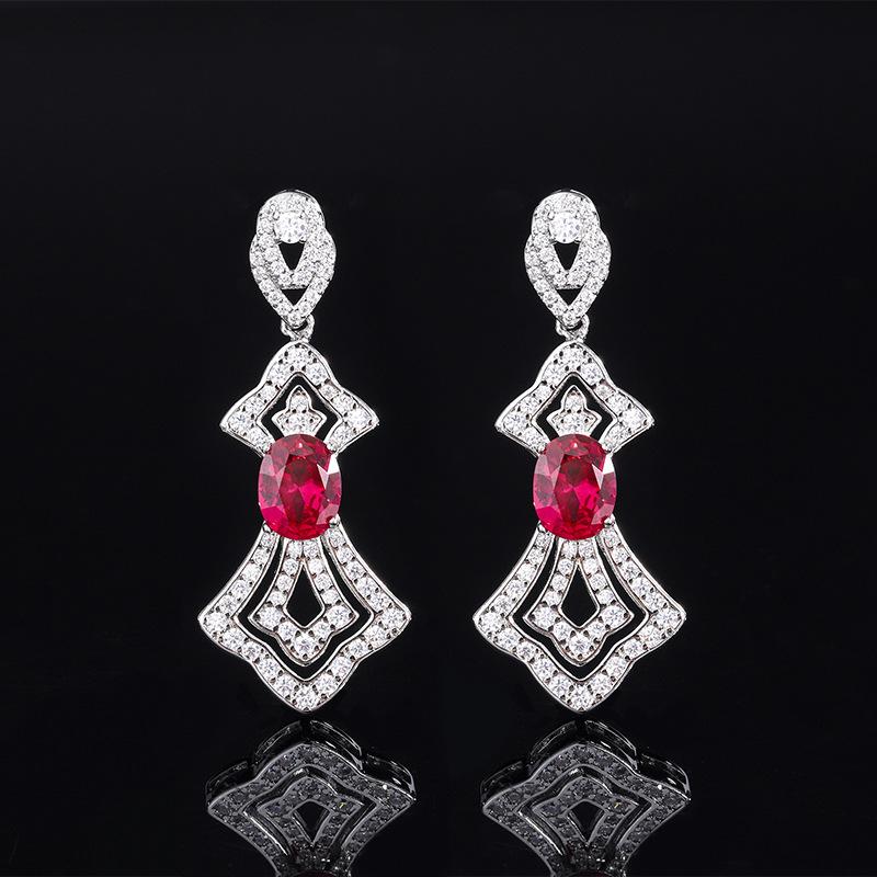 Новые серьги-гвоздики, имитация натурального изумруда, серьги из циркония, слегка инкрустированные бриллиантами, легкий роскошный дизайн, маленькие серьги-юбки