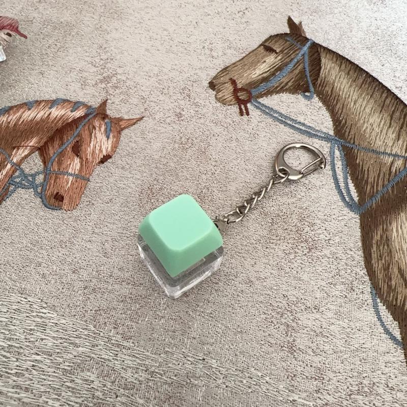 Светодиодная клавиатура брелок игрушка снятие стресса сделай сам кнопка палец колпачки для клавиатуры игрушка маленькие подарки маленькие гаджеты брелки