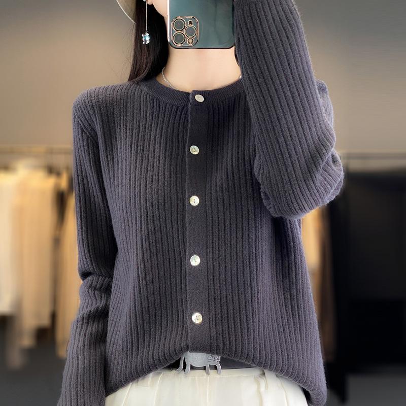 Autumn and Winter Women's Knitwear Fashion Casual Solid Color Print Long Sleeves O Neck Sweater
