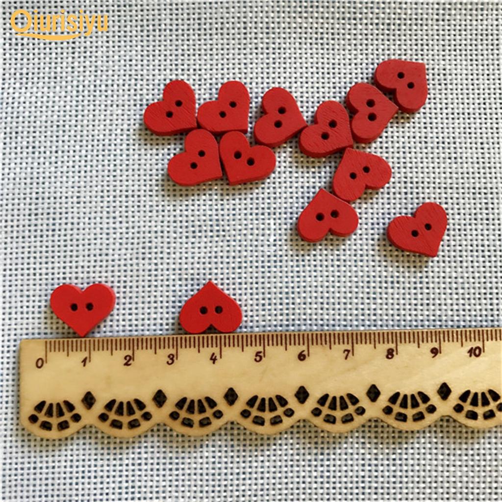100Pcs 2 Holes Red Love Heart Wooden Button