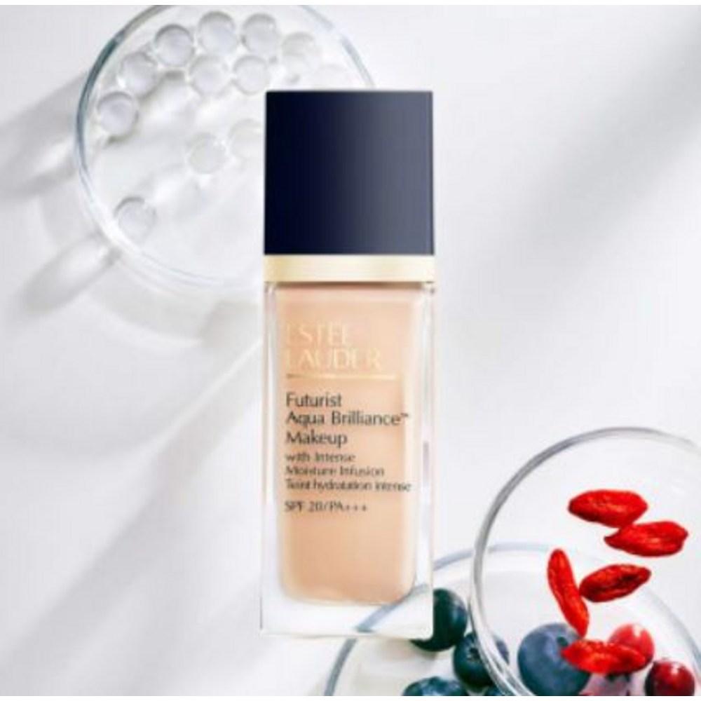 Futurist Aqua Brilliance SPF 20 PA+++ 30 мл, холодный фарфор, 1 шт.