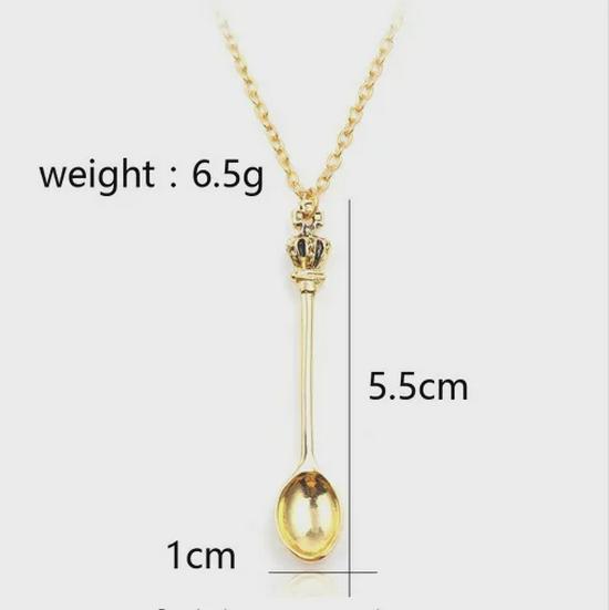 Миниатюрное ожерелье-ложка в форме короны королевской Алисы