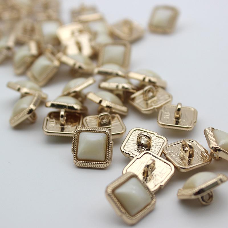 10 шт. красивые пуговицы с покрытием, квадратные круглые пуговицы, пальто, ветровка, аксессуары для свитера, различные стили, принадлежности для шитья своими руками