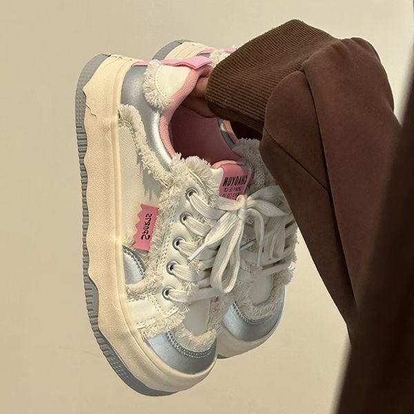 Нишевые белые туфли на платформе женские 2025 новые весенне-осенние студенческие универсальные шикарные туфли холщовые повседневные легкие кеды