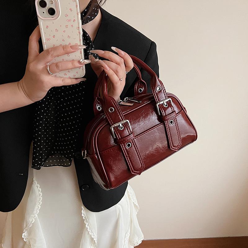 Женская новая сумка через плечо