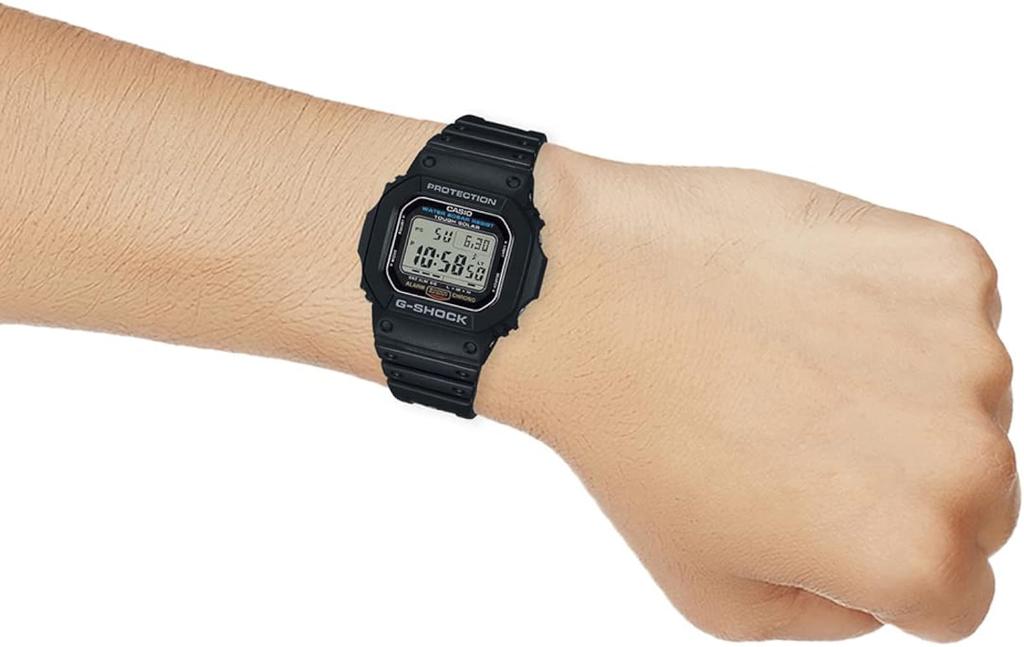 Часы черные [Casio] G-Shock DW-5600UE-1 мужские []
