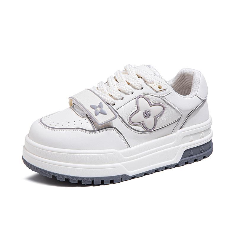 European small chubby bread shoes women's board shoes 2026 spring new leather versatile platform women's dad shoes