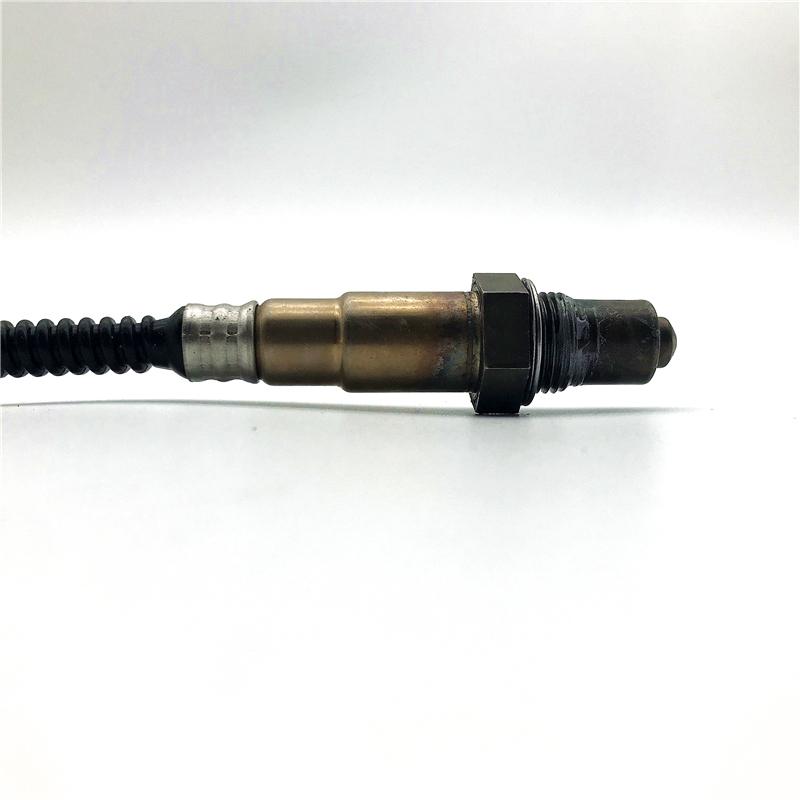 022906262BF Передний левый лямбда-зонд Кислородный датчик O2 подходит для VW TOUAREG 3.2L 4.2L 2004-2007 № 022 906 262 BF 022906262AS