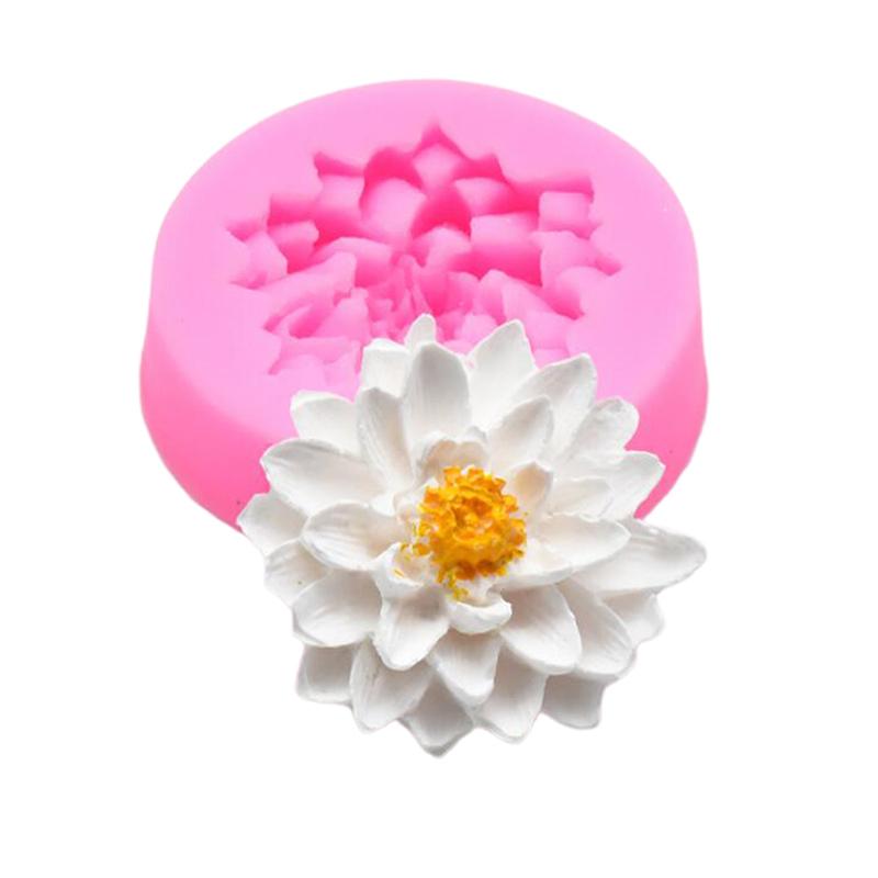 1PC Portable Diy Baking Cake Decorating Soap Mold Universal Resin Chrysanthemum Flower Silicone Mold