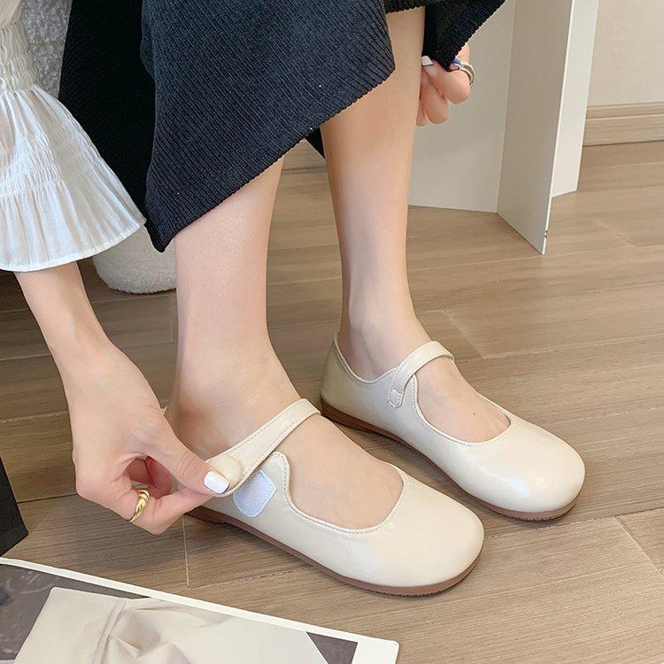 Туфли женские туфли на плоской подошве мягкие круглые повседневные платья с неглубоким вырезом новые летние пряжки однотонные повседневные простые стили
