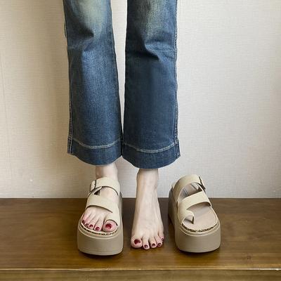 Домашняя обувь, тапочки, женская верхняя одежда новые модели с юбками, модные пляжные крутые тапочки на мягкой подошве