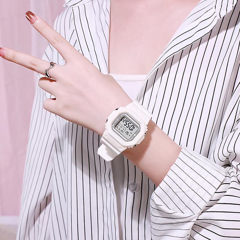 Casio Серия YOUTH - Силиконовый Маленький Квадратный Летний Макарон Чисто Белый Volkswagen Мороженое Восьмиугольник Электронный Механизм Ремешок из Смолы Японский F108WHC-7B