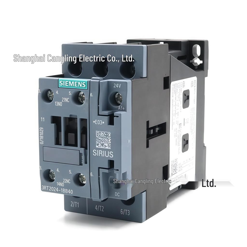 Siemens 230V AC Contactor Models: 3RT2026-1AP04, 3RT2026-1AF00, 3RT2025-1AL20