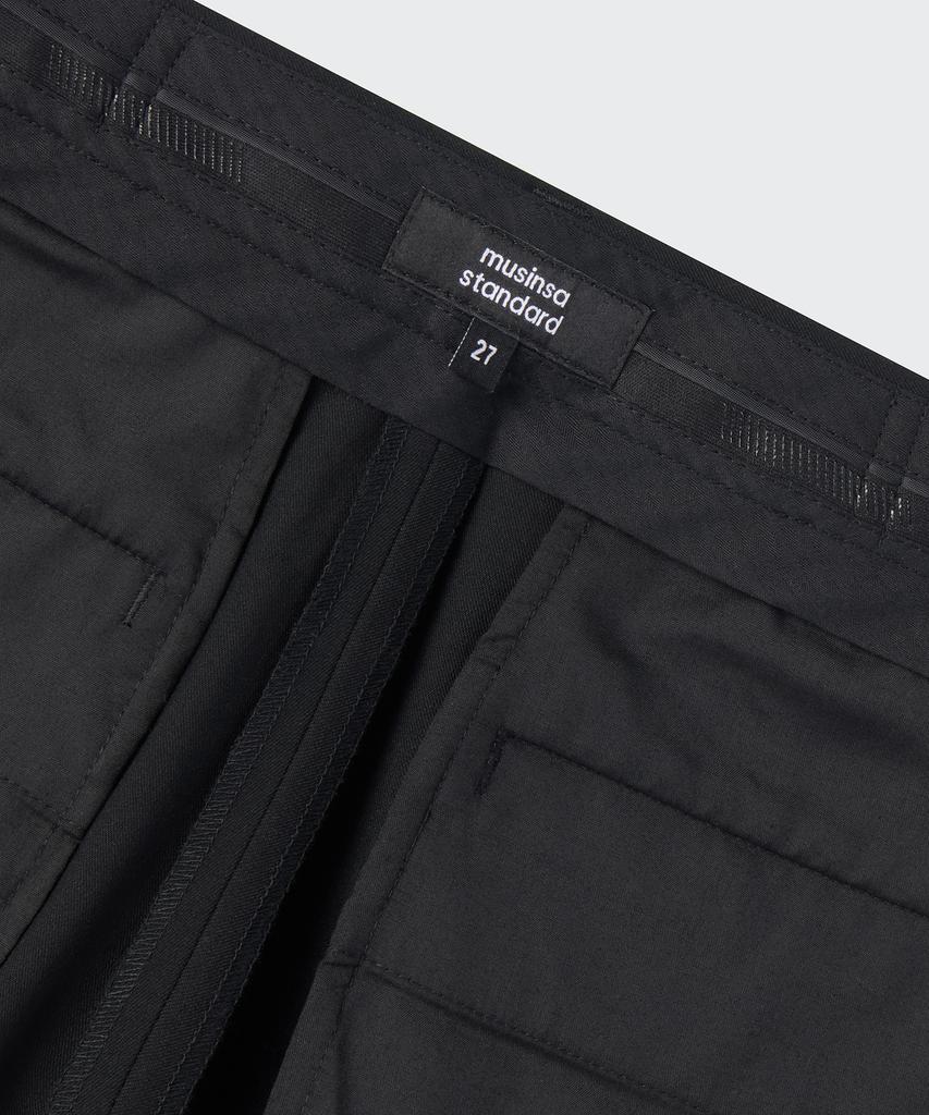 MUSINSA STANDARD WOMAN Women'S Low Waist Bermuda Hidden Banding Wide Half Slacks [Black]