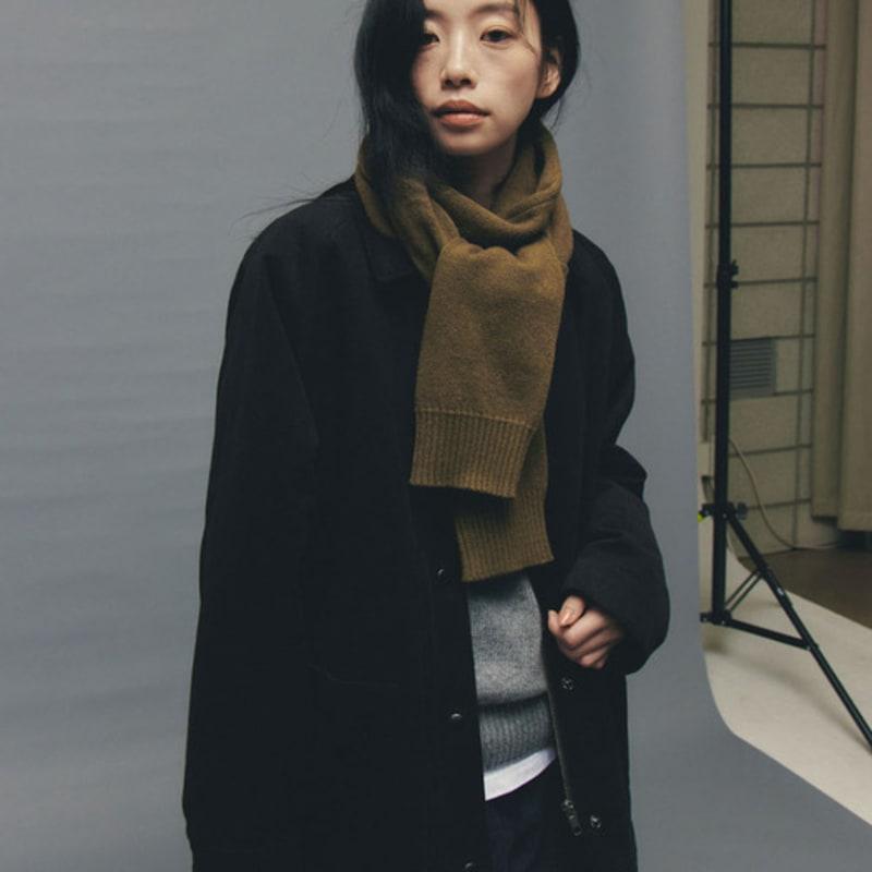 Almute Kai WOOL MUFFLER_AVOCADO