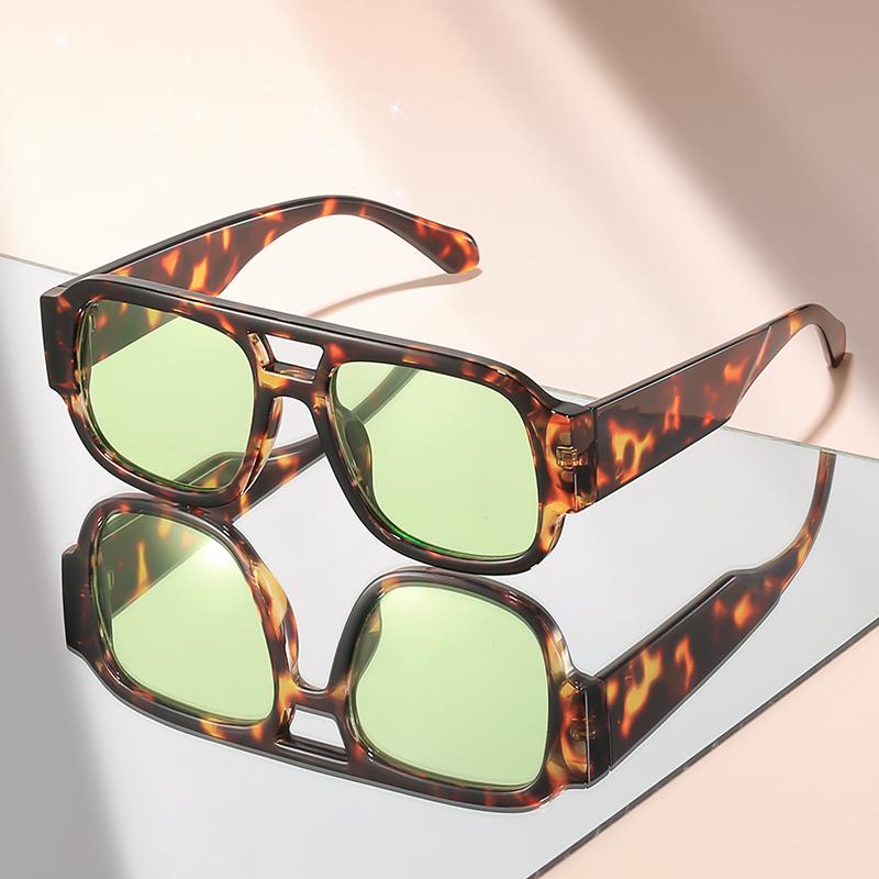 New Retro Double Beam Square Framed Sunglasses for Travel and Daily Wear