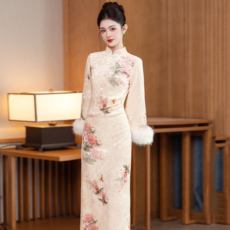 Inverted large-sleeved velvet winter clothing national style new Chinese long-sleeved improved cheongsam winter thick young women's retro